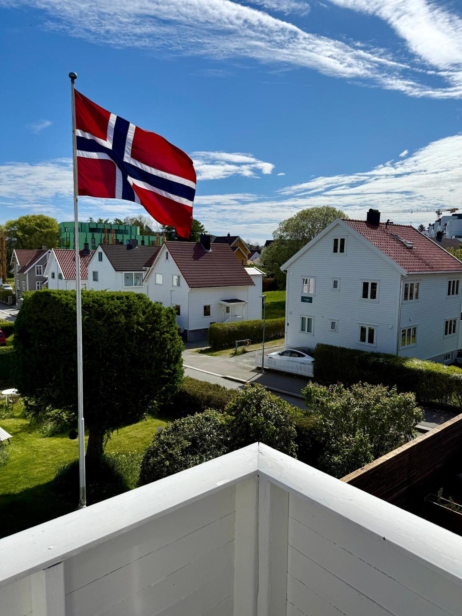 Central Family Twinhouse Stavanger Exterior photo